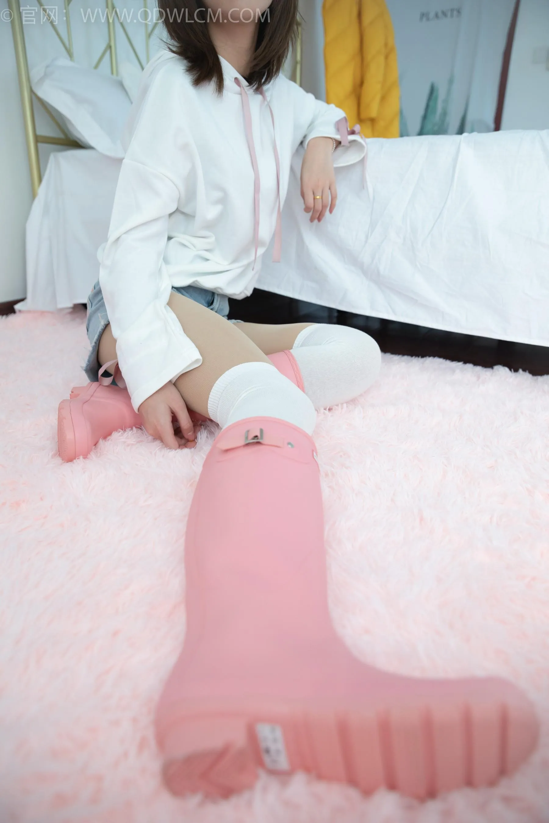 物恋传媒 NO.1509 婷婷-黑色的花 [162P]插图8